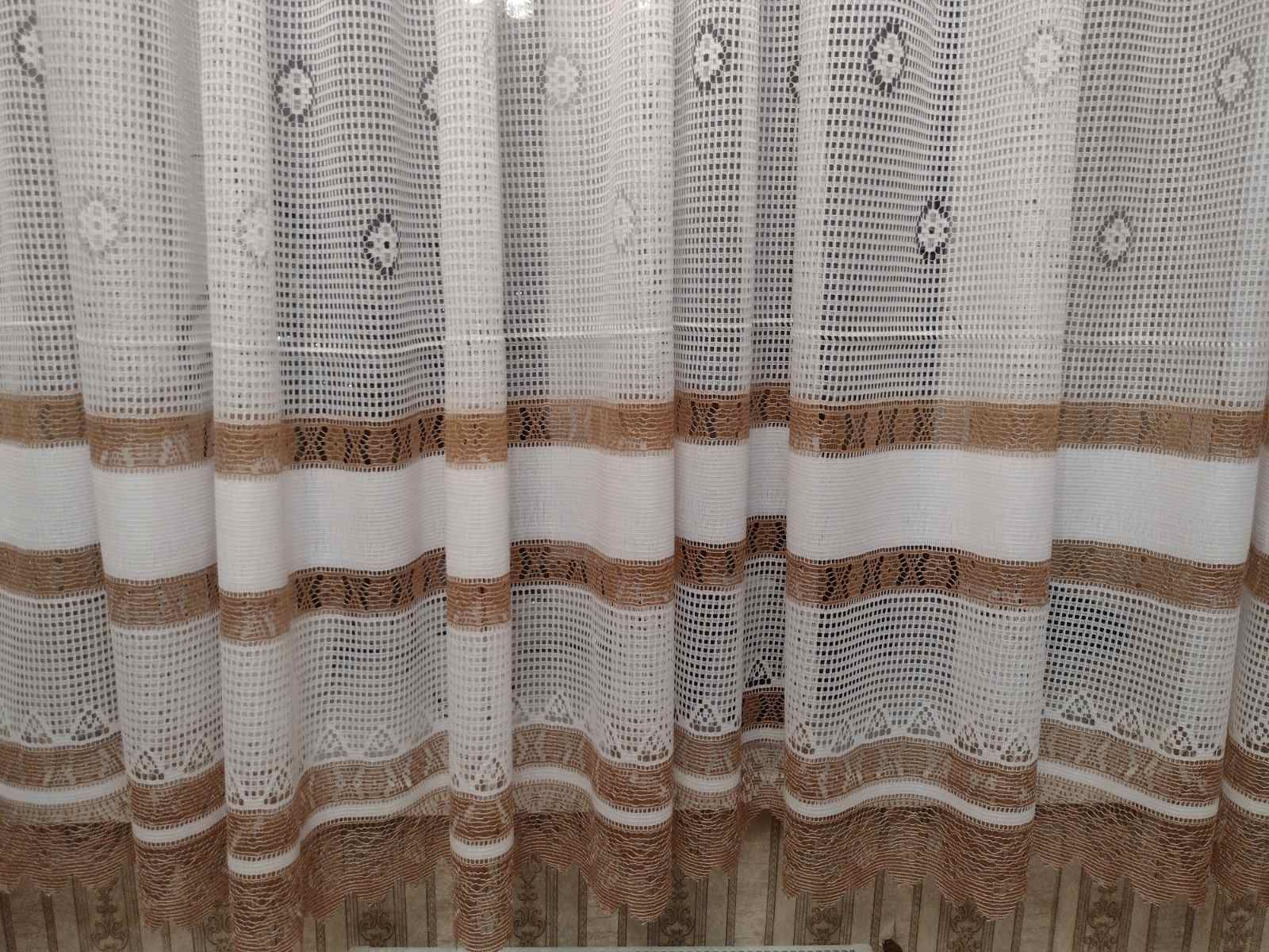 Тюль короткая белая сеточка с рисунком, с коричневыми полосками, до подоконника, на кухню, на веранду, Турция